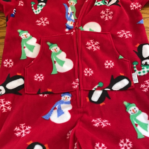 Hoodie-Footie Red Fleece Onesie - Picture 5 of 8